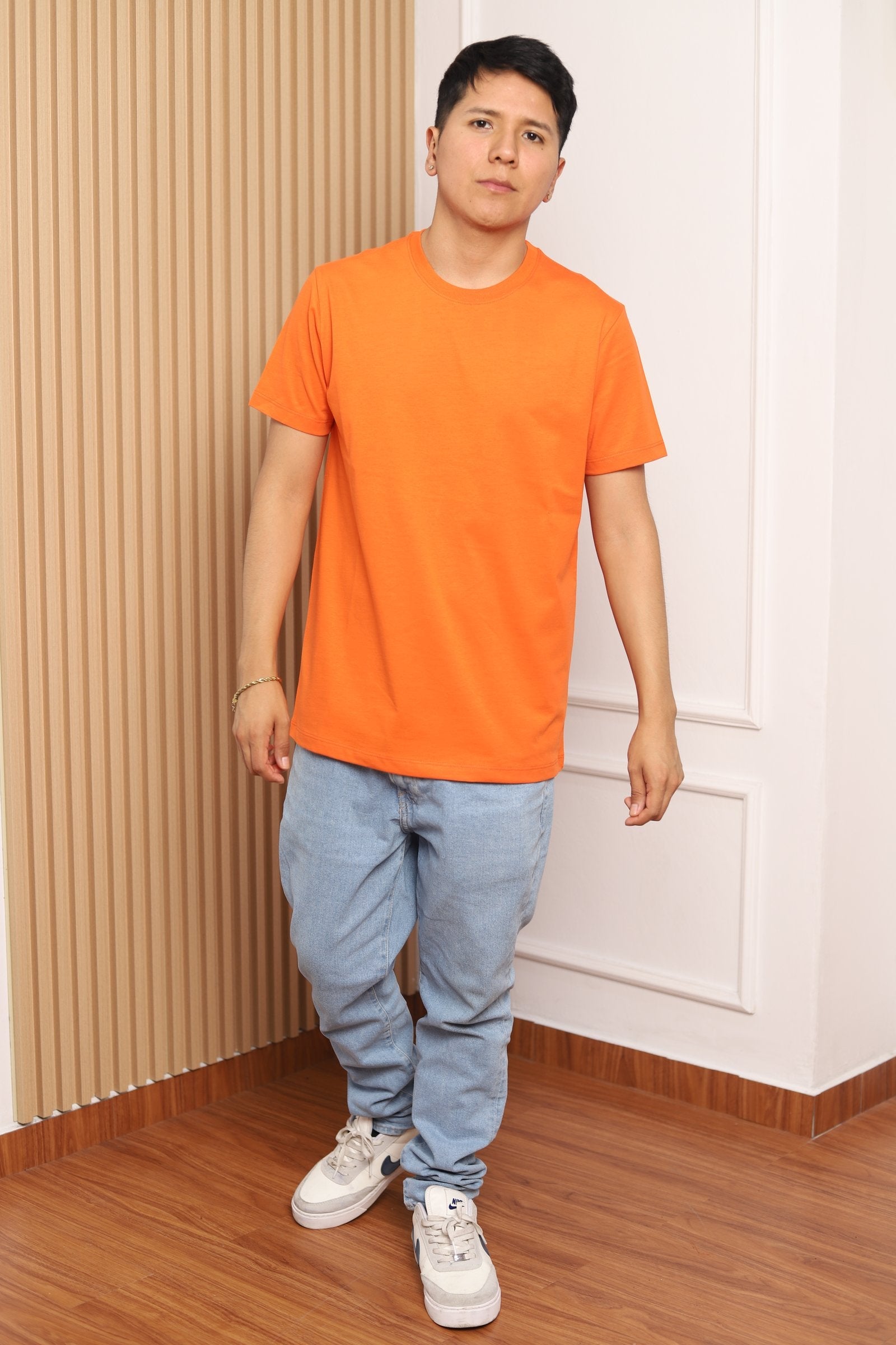 Modelo polo manga corta naranja 30/1