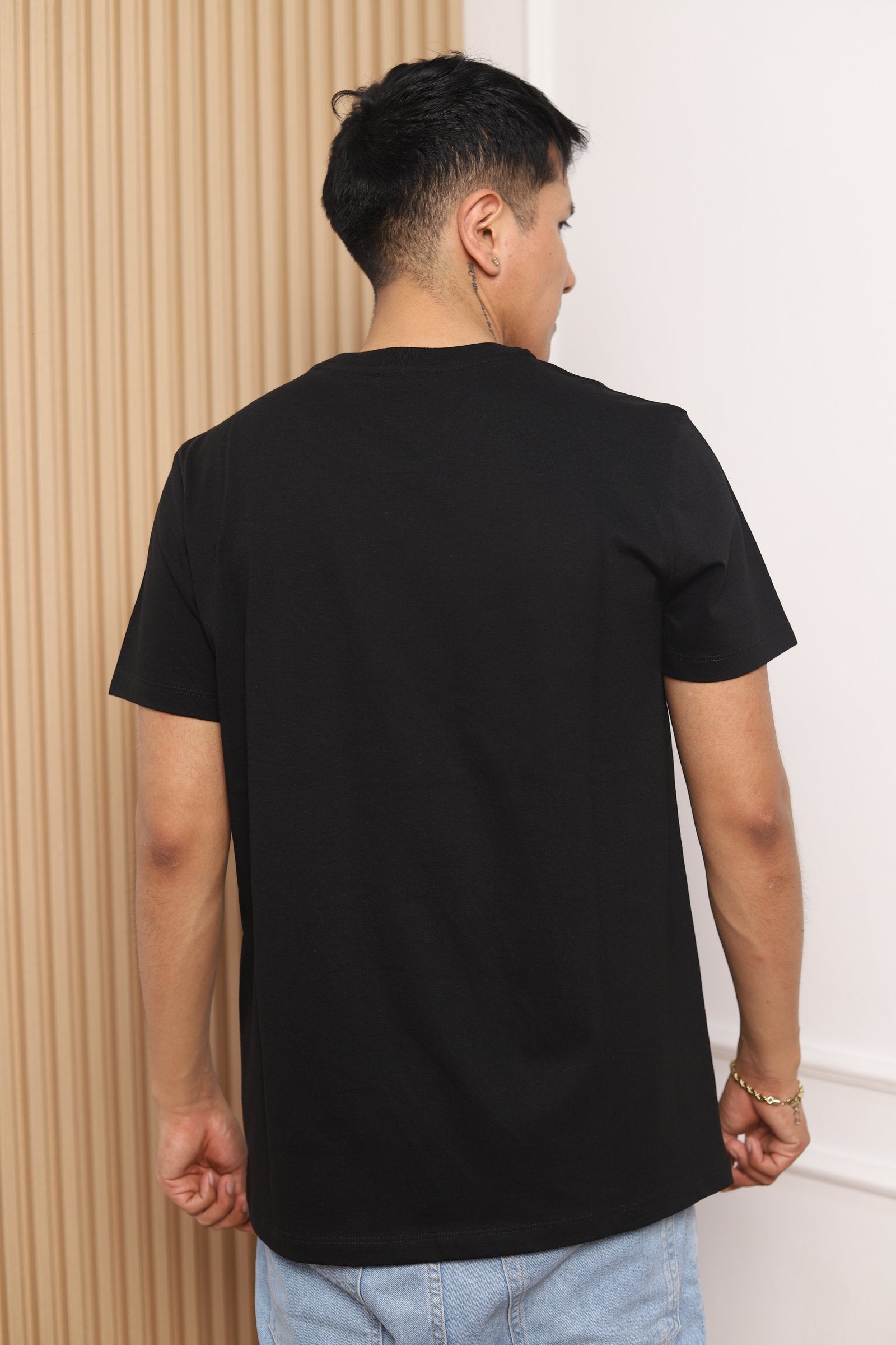 Modelo polo manga corta negro 30/1